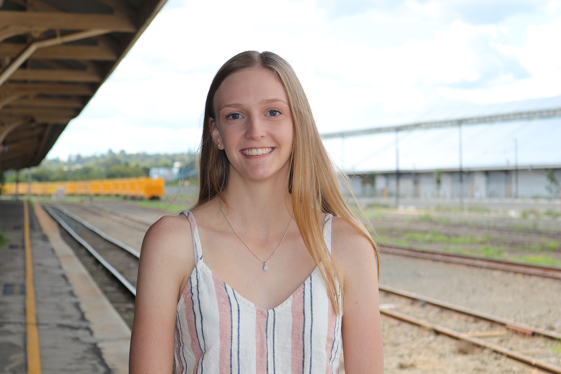 Inland Rail undergraduate scholarship recipient Hannah Fowler is undertaking a Bachelor of Medical Laboratory Science at the University of Southern Queensland