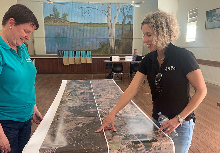 Inland Rail staff members at a Border to Gowrie draft Environmental Impact Statement public exhibition information session in 2021