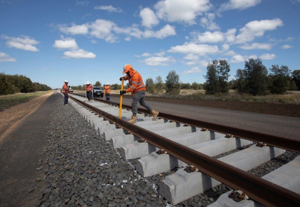 Image of rail upgrade works being completed by track workers at Pennys Road to South Moree