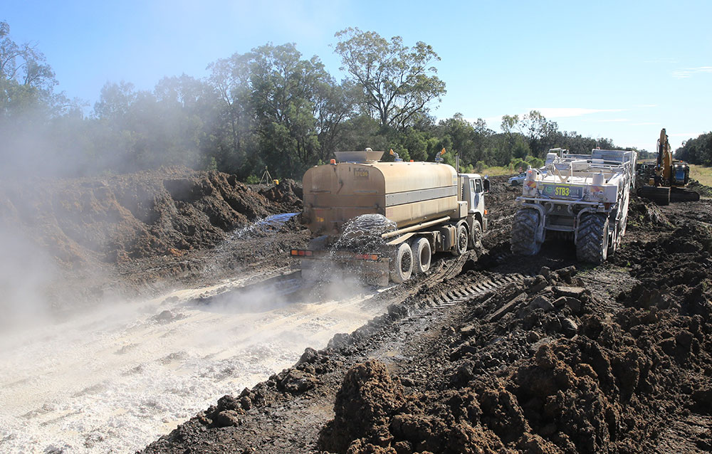 A section of Inland Rail foundation near the level crossing at Penneys Road undergoing lime stabilisation