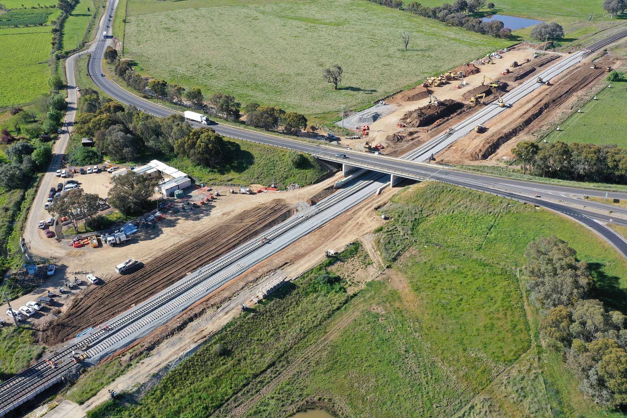 New lower track laid at Murray Valley Highway site, Barnawartha North during the September possession