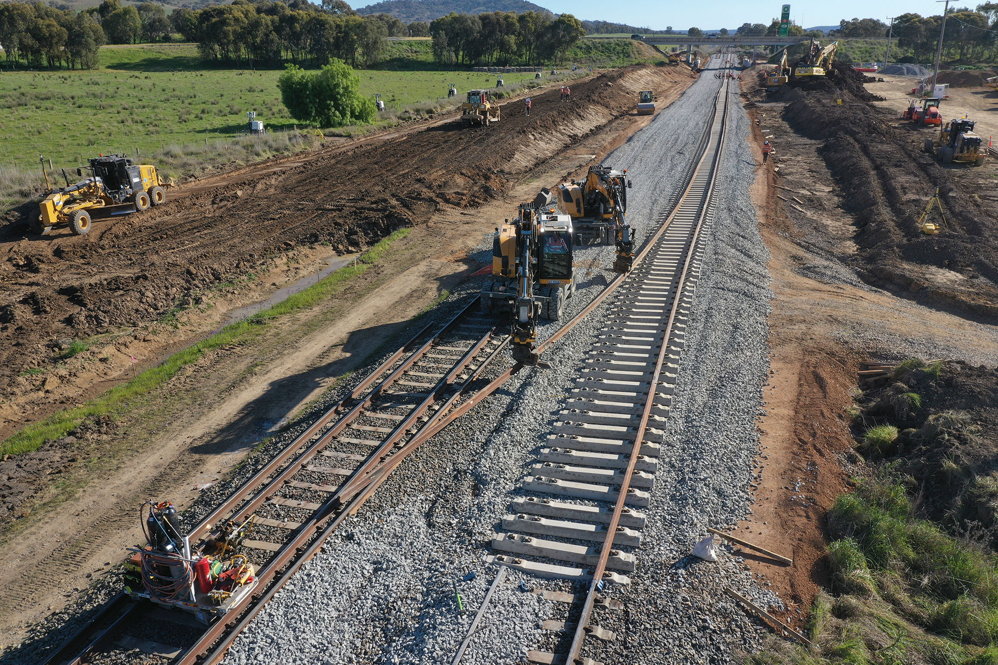 Track lowering works at Murray Valley Highway site, Barnawartha North during the September possession.